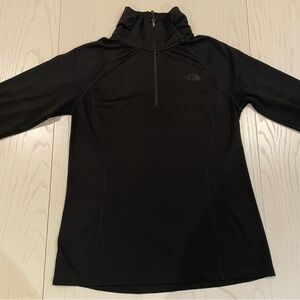 The North Face Women's 1/4 Zip Long Sleeve Pullover (Black) - Size Medium